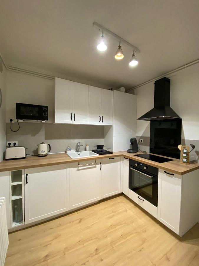 Appartement Cosy Pres De La Gare Avec Parking Saint-Pierre-des-Corps Exteriör bild