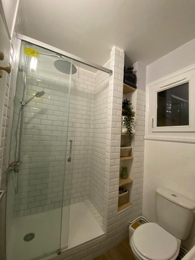 Appartement Cosy Pres De La Gare Avec Parking Saint-Pierre-des-Corps Exteriör bild